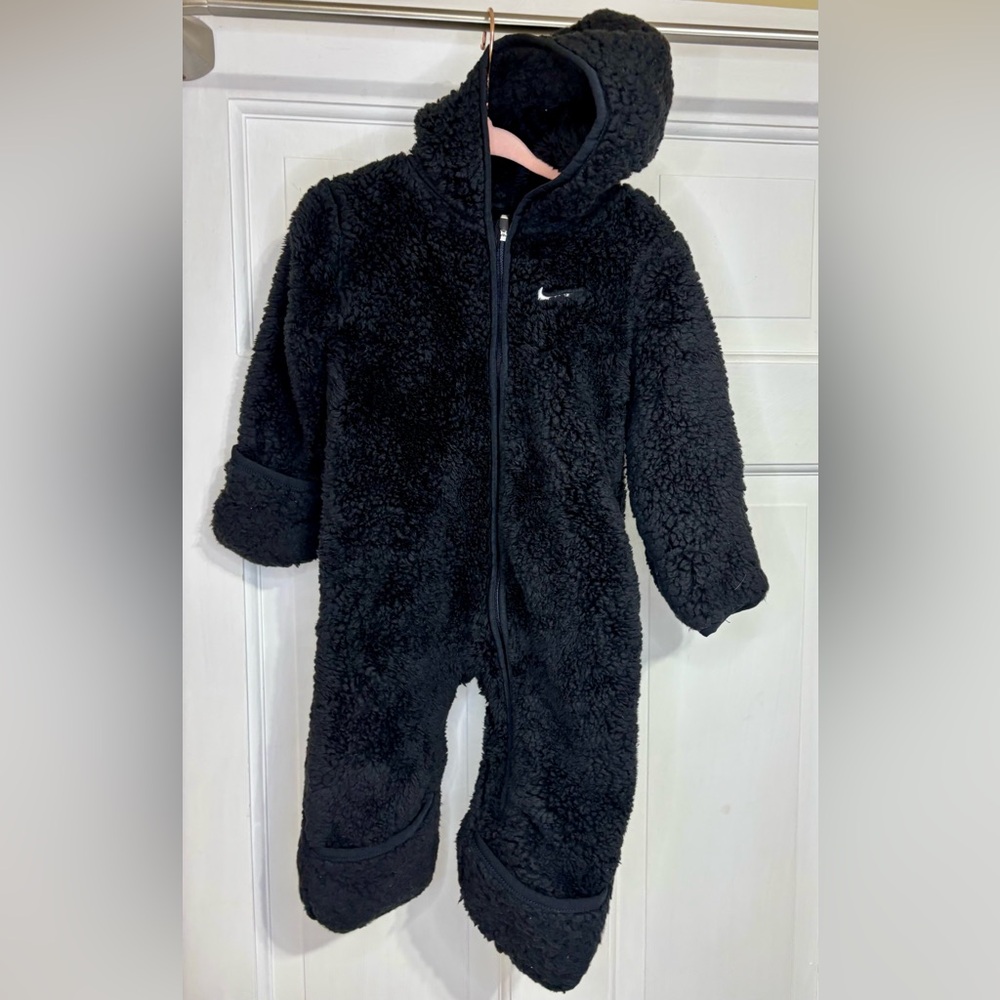 Nike Baby Boys 9M Hoodie Bunting Snowsuit Plush Fleece Black Infant